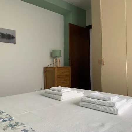 Rosada Apartment Stresa
