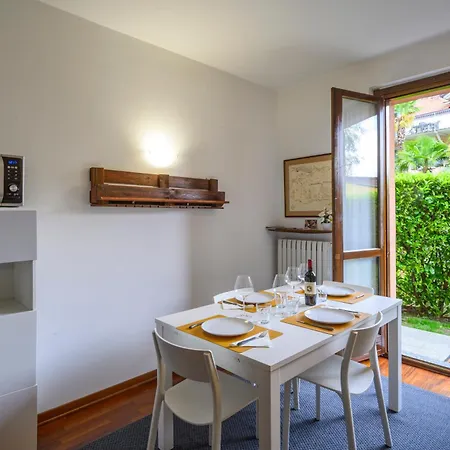 Rosada Apartamento Stresa
